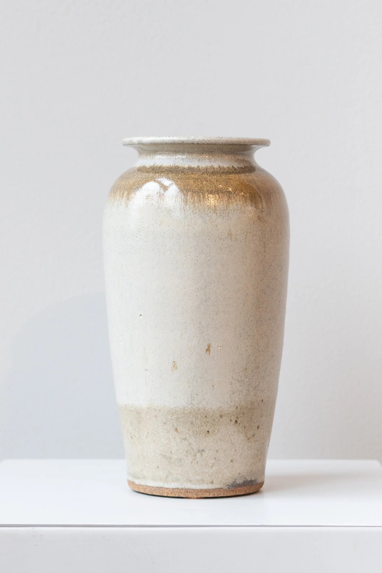 9" vase